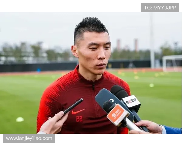 于大宝带领中国足球新生力量崛起 力争国际舞台再创辉煌