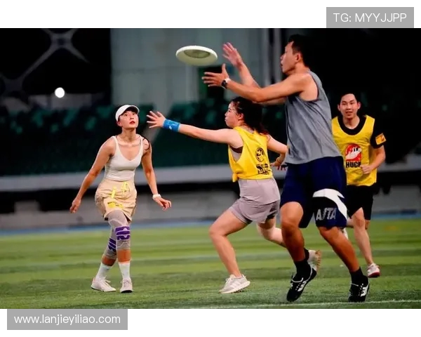 重庆飞盘队在极限运动世界杯中的技术表现分析与点评 重庆飞盘队在极限运动世界杯中的技术表现分析与点评