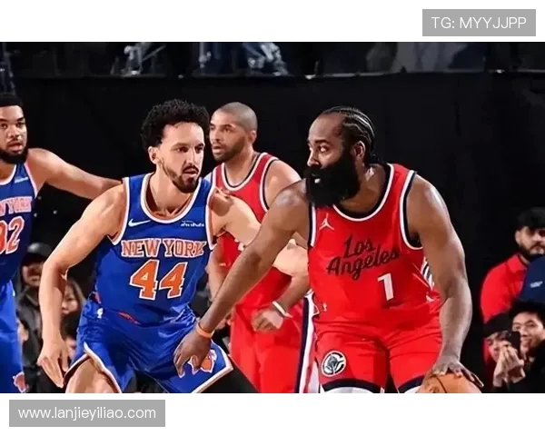 国王队力克快船迎来五连胜 季后赛前景愈加明朗 国王队力克快船迎来五连胜 季后赛前景愈加明朗